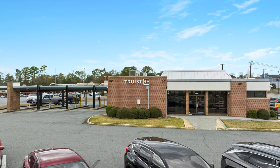 3600 Mercer University Dr, Macon-Bibb, GA for sale - Building Photo - Image 3 of 6