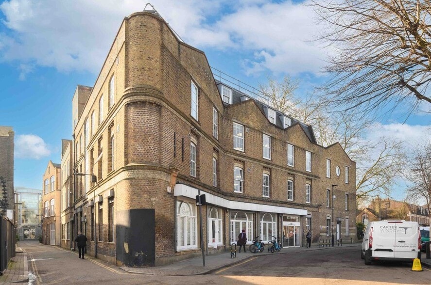 1-3 Highbury Station Rd, London for sale - Building Photo - Image 1 of 3