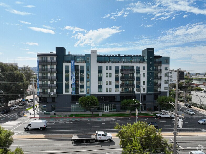 9900 Venice Blvd, Culver City, CA for lease - Building Photo - Image 2 of 86