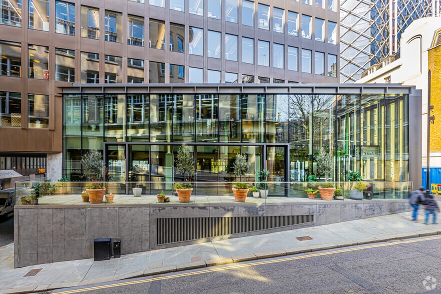 27 Bush Ln, London for lease - Building Photo - Image 3 of 59