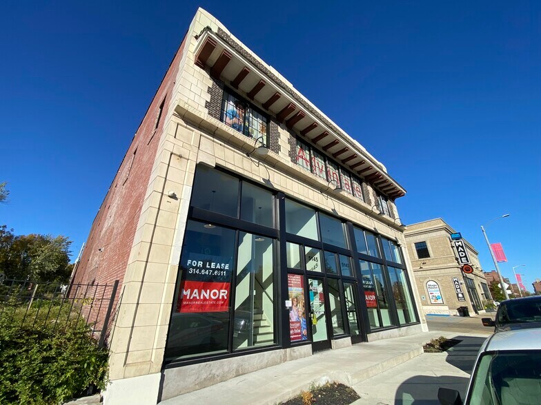 5143 Delmar Blvd, Saint Louis, MO 63108