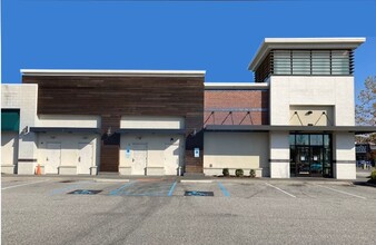 12080 Jefferson Ave, Newport News, VA for lease Building Photo- Image 1 of 17