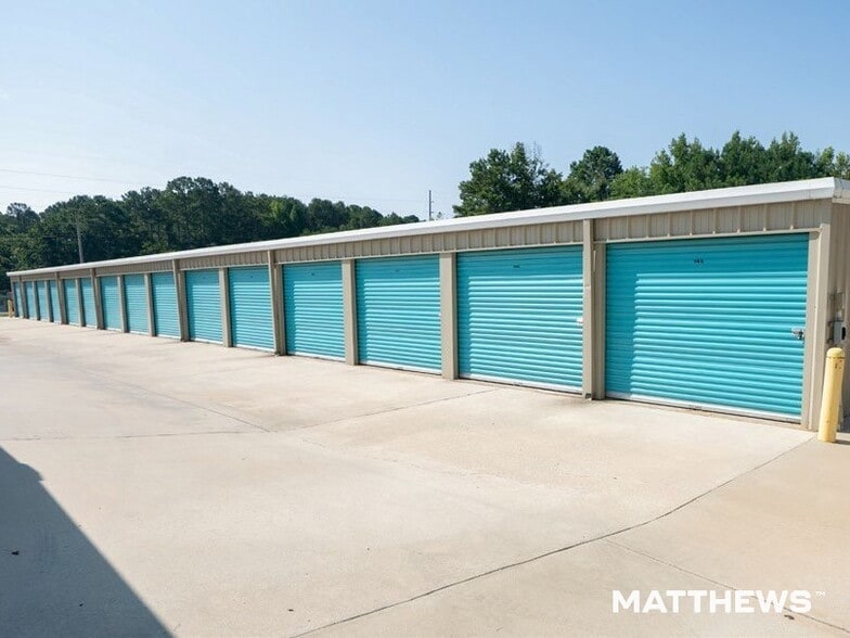 2385 Pelham Rd S, Jacksonville, AL for sale - Building Photo - Image 2 of 5