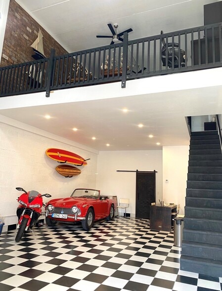 958 Service St, West Palm Beach, FL for lease - Interior Photo - Image 3 of 3