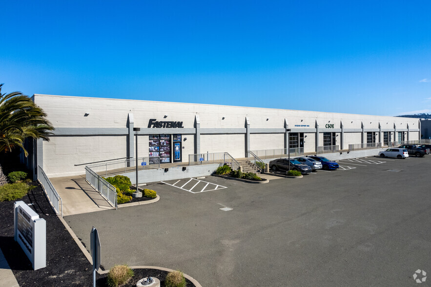 1200 S Harbour Way, Richmond, CA for lease - Building Photo - Image 2 of 5