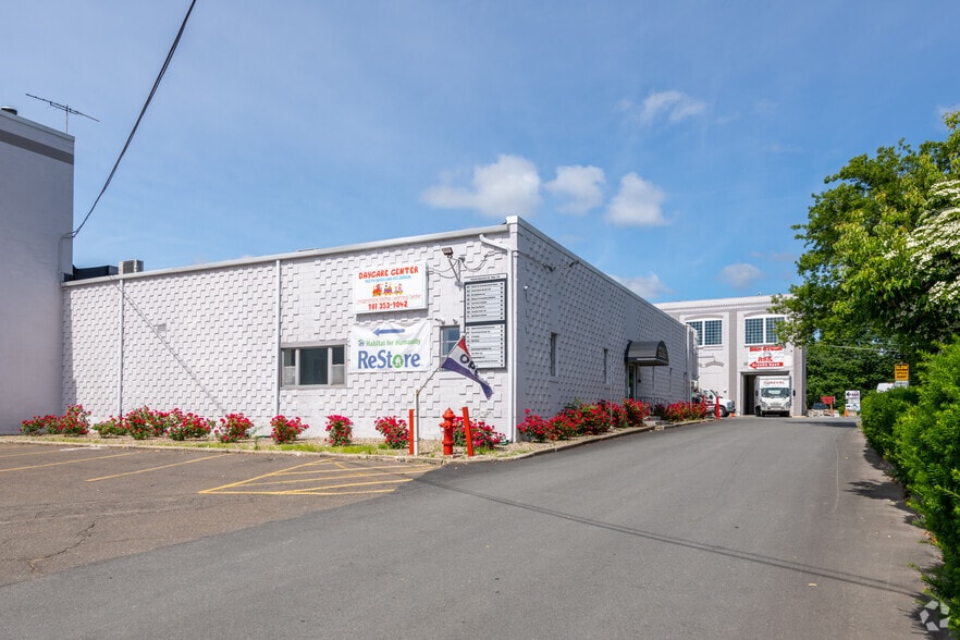 58 R Pulaski St, Peabody, MA for lease - Building Photo - Image 1 of 9