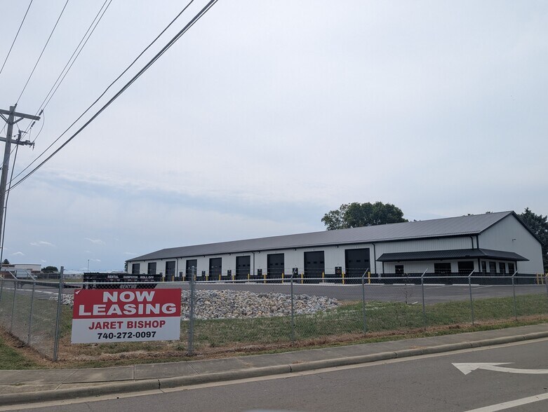 548 Robinson Rd SE, Washington Court House, OH for lease - Primary Photo - Image 1 of 3