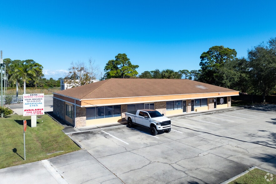 2845 N Harbor City Blvd, Melbourne, FL for lease - Primary Photo - Image 2 of 4