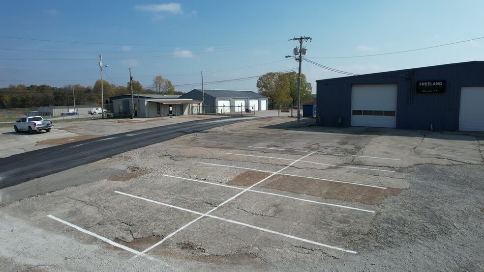 1230 Industrial Park Rd, Columbia, TN for lease - Commercial Listing Video - Image 2 of 35