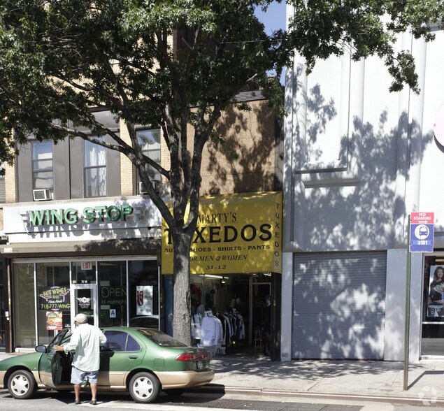 31-12 Steinway St, Astoria, NY for sale - Primary Photo - Image 1 of 1
