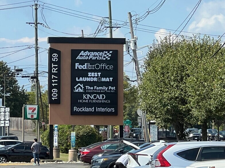 109-117 E Route 59, Nanuet, NY for lease - Building Photo - Image 2 of 10