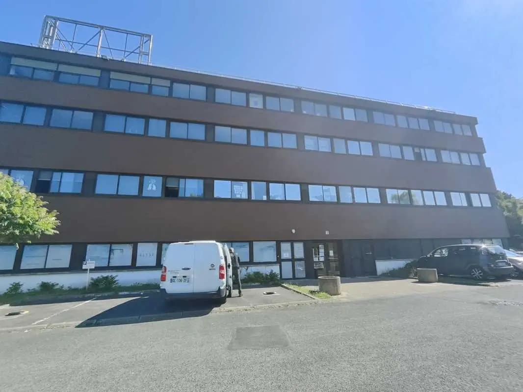 3 Allée Des Garays, Palaiseau for lease Building Photo- Image 1 of 10