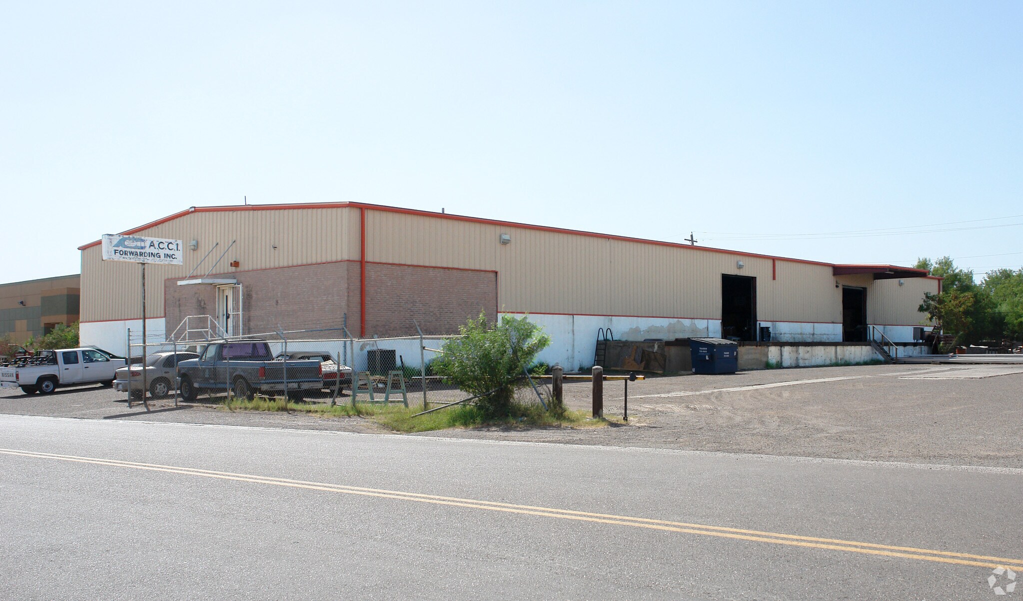 109 Flecha Ln, Laredo, TX for sale Primary Photo- Image 1 of 1