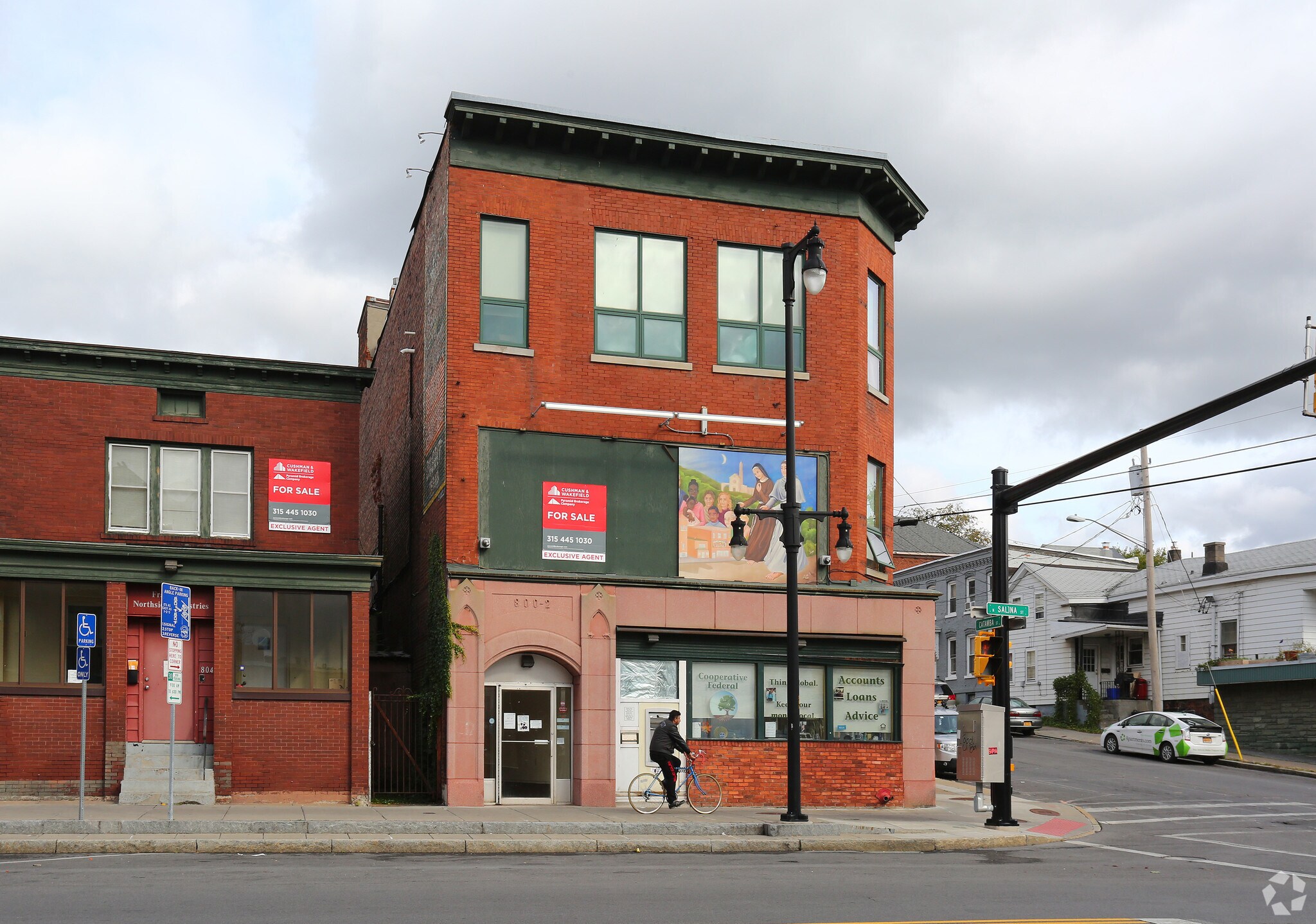 800 N Salina St, Syracuse, NY for sale Primary Photo- Image 1 of 1