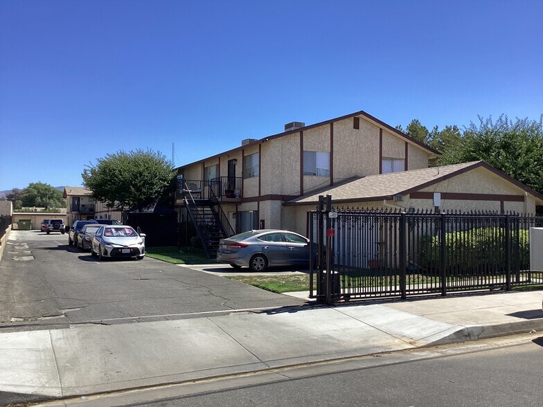 4128 W Avenue L, Quartz Hill, CA 93536 Multifamily for Sale