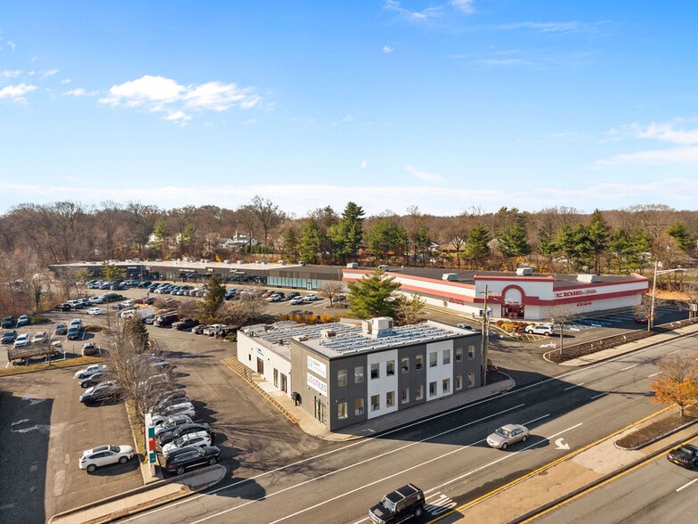 233 W Route 59, Nanuet, NY for lease - Building Photo - Image 3 of 16