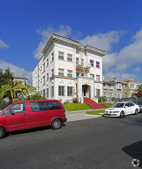 833 S Mariposa Ave, Los Angeles, CA for sale - Building Photo - Image 1 of 23