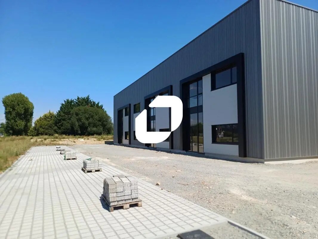 Flex in Thouaré-sur-Loire for sale Building Photo- Image 1 of 13