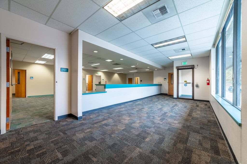 1605 E Front St, Port Angeles, WA for lease Interior Photo- Image 1 of 8