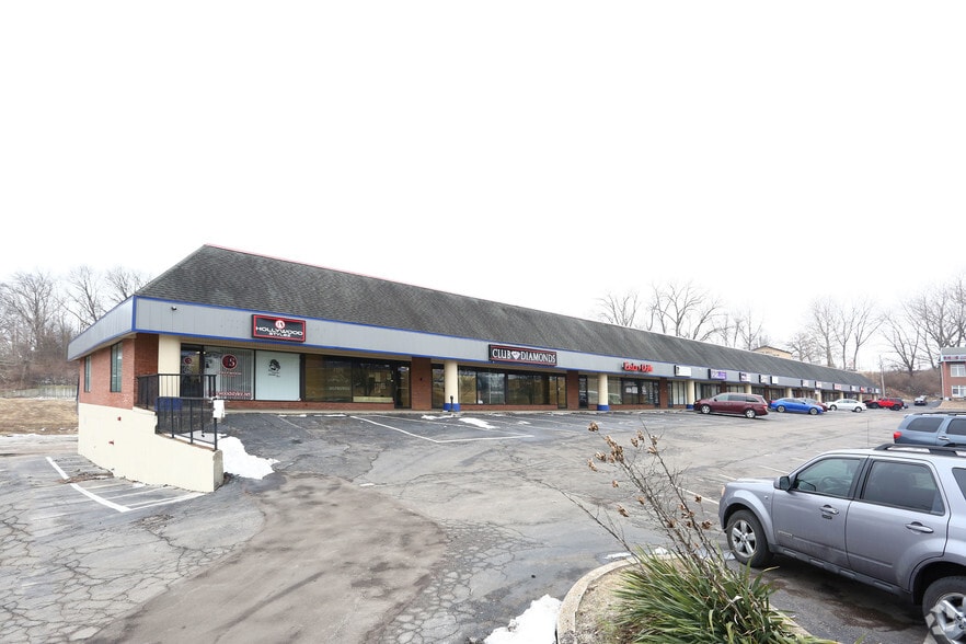 3156 Pershall Rd, Ferguson, MO for sale - Primary Photo - Image 1 of 1