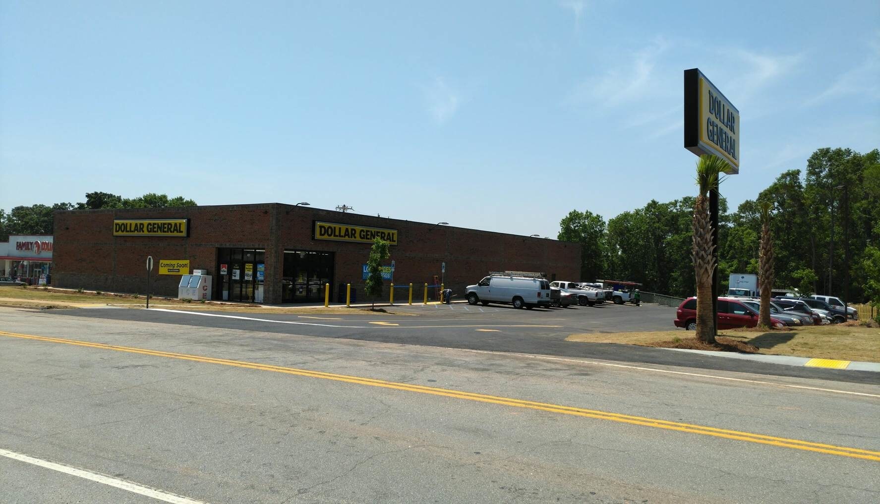 743 N Greenwood Ave, Ware Shoals, SC 29692