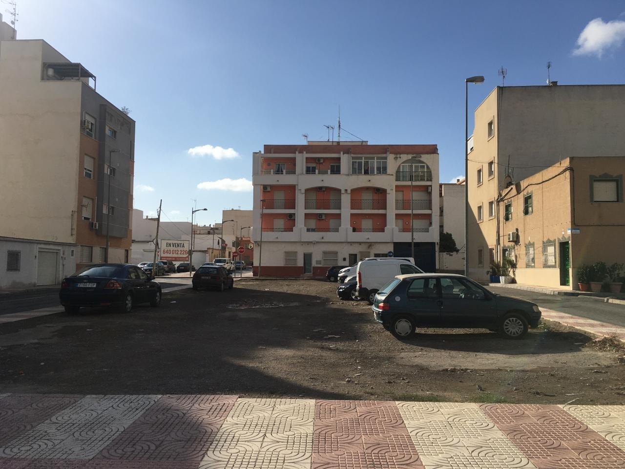 Land in Roquetas de Mar, Almería for sale Primary Photo- Image 1 of 1