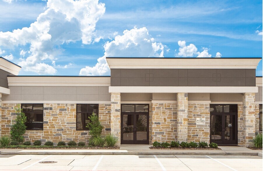 830 Julie Rivers Dr, Sugar Land, TX for lease - Building Photo - Image 1 of 25