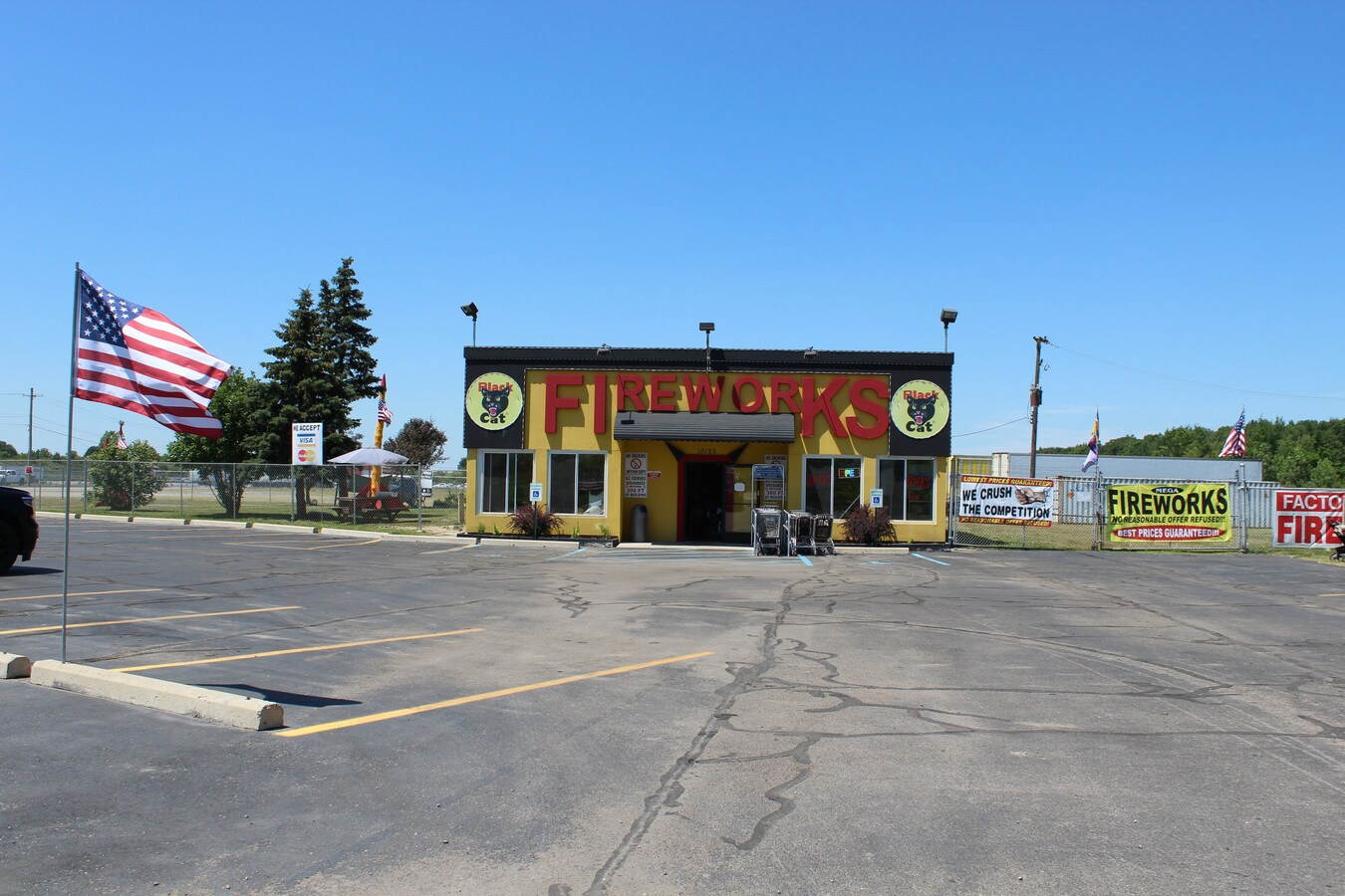 10125 Telegraph Rd, Carleton, MI 48117