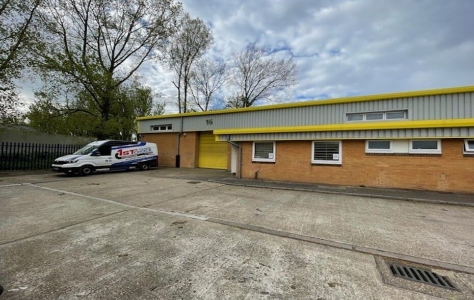Swinbourne Rd, Basildon for sale - Building Photo - Image 1 of 1