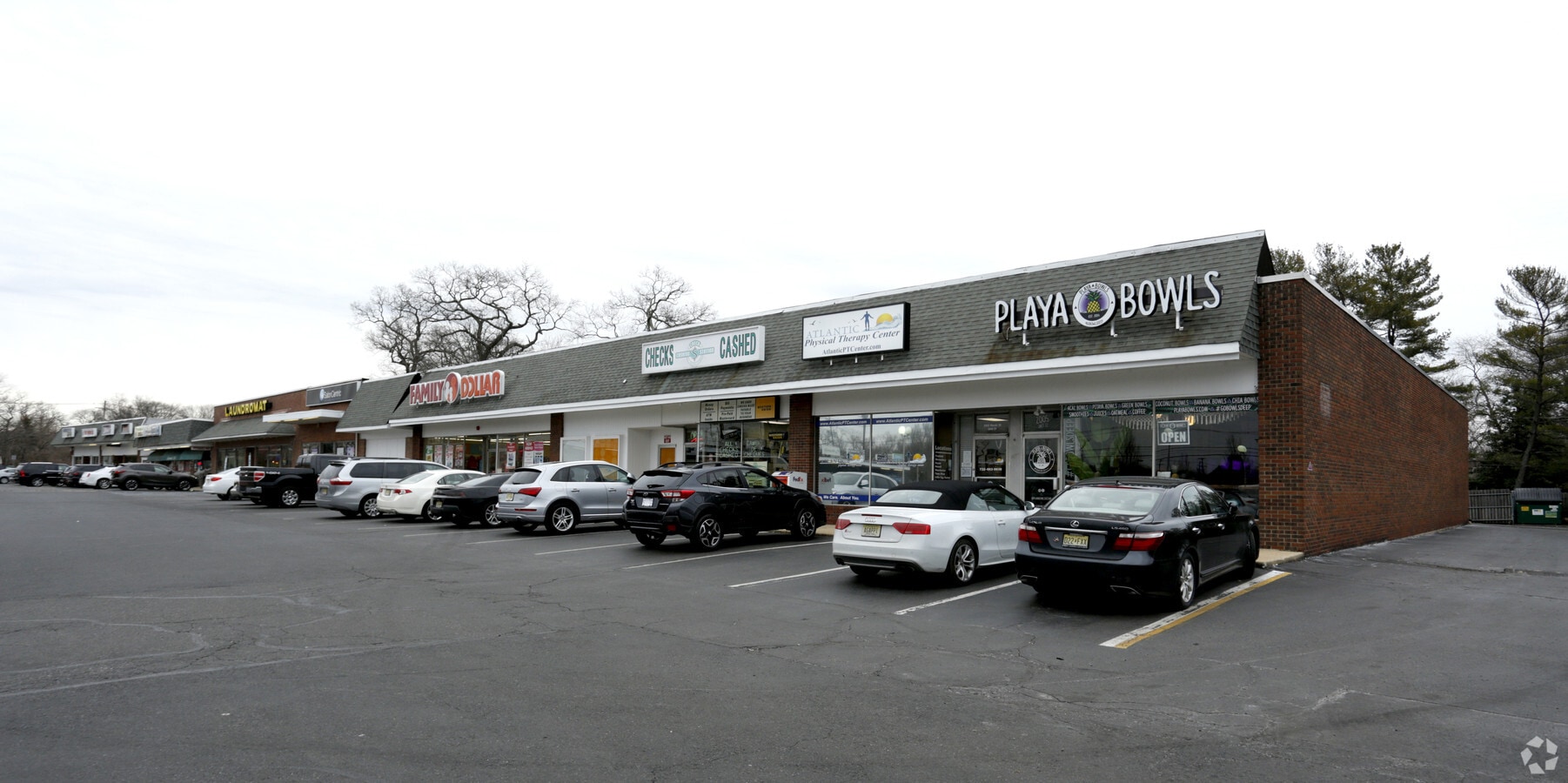 2005 State Route 35, Oakhurst, NJ 07755 Towne Center