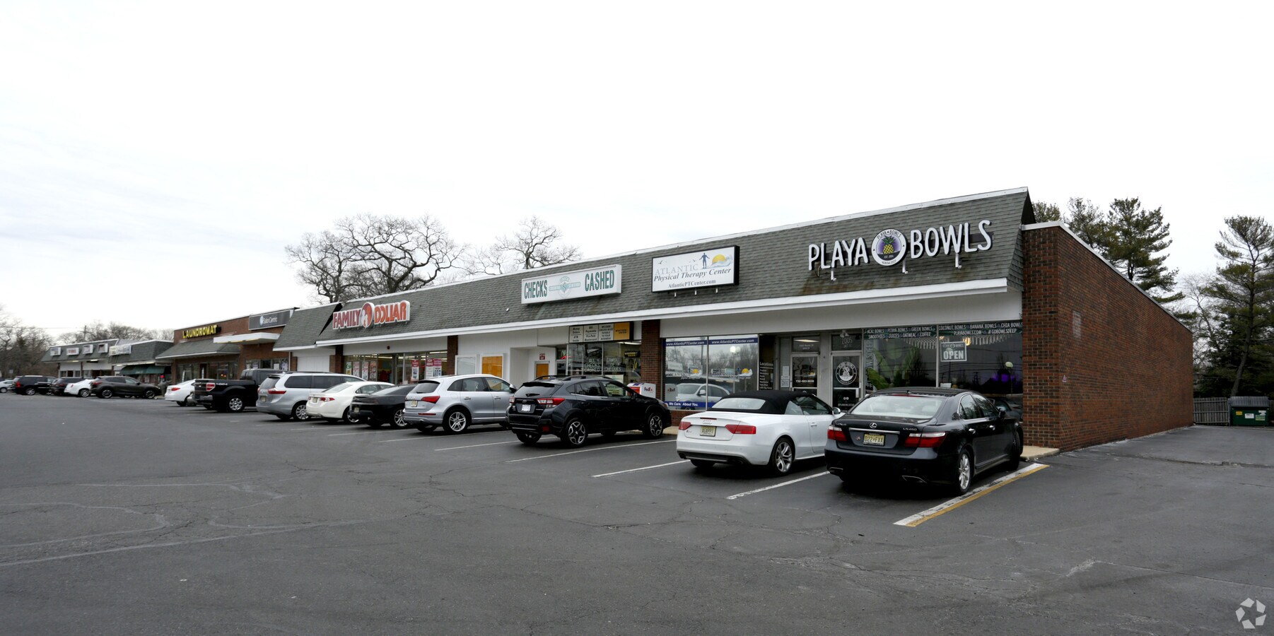 2005 State Route 35, Oakhurst, NJ 07755 Towne Center