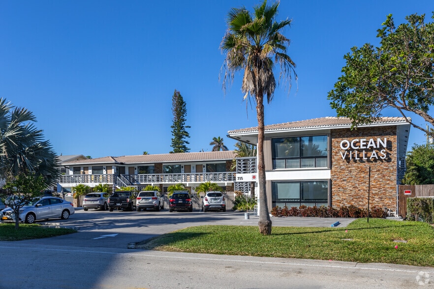 715 SE 20th Ave, Deerfield Beach, FL for sale - Primary Photo - Image 1 of 1