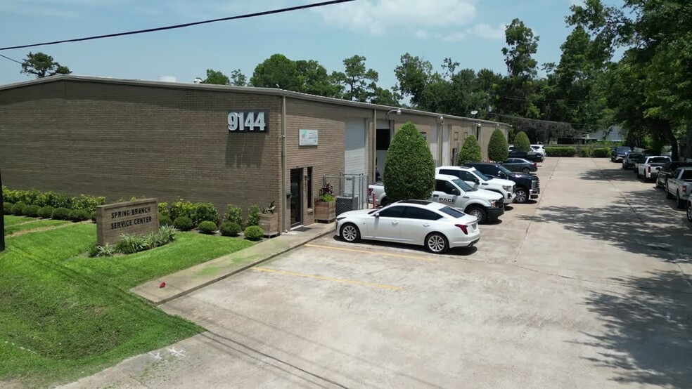 9135 Spring Branch Dr, Houston, TX for lease - Commercial Listing Video - Image 2 of 8