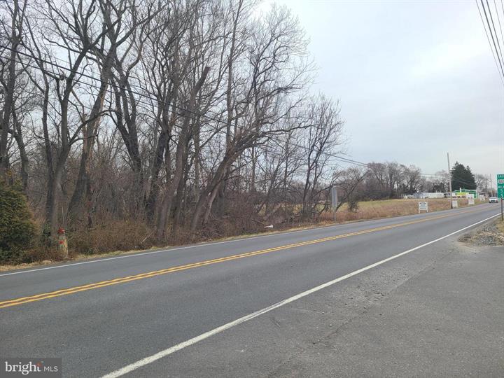 2153 Route 322 -1, Woolwich Township, NJ for sale - Building Photo - Image 2 of 2