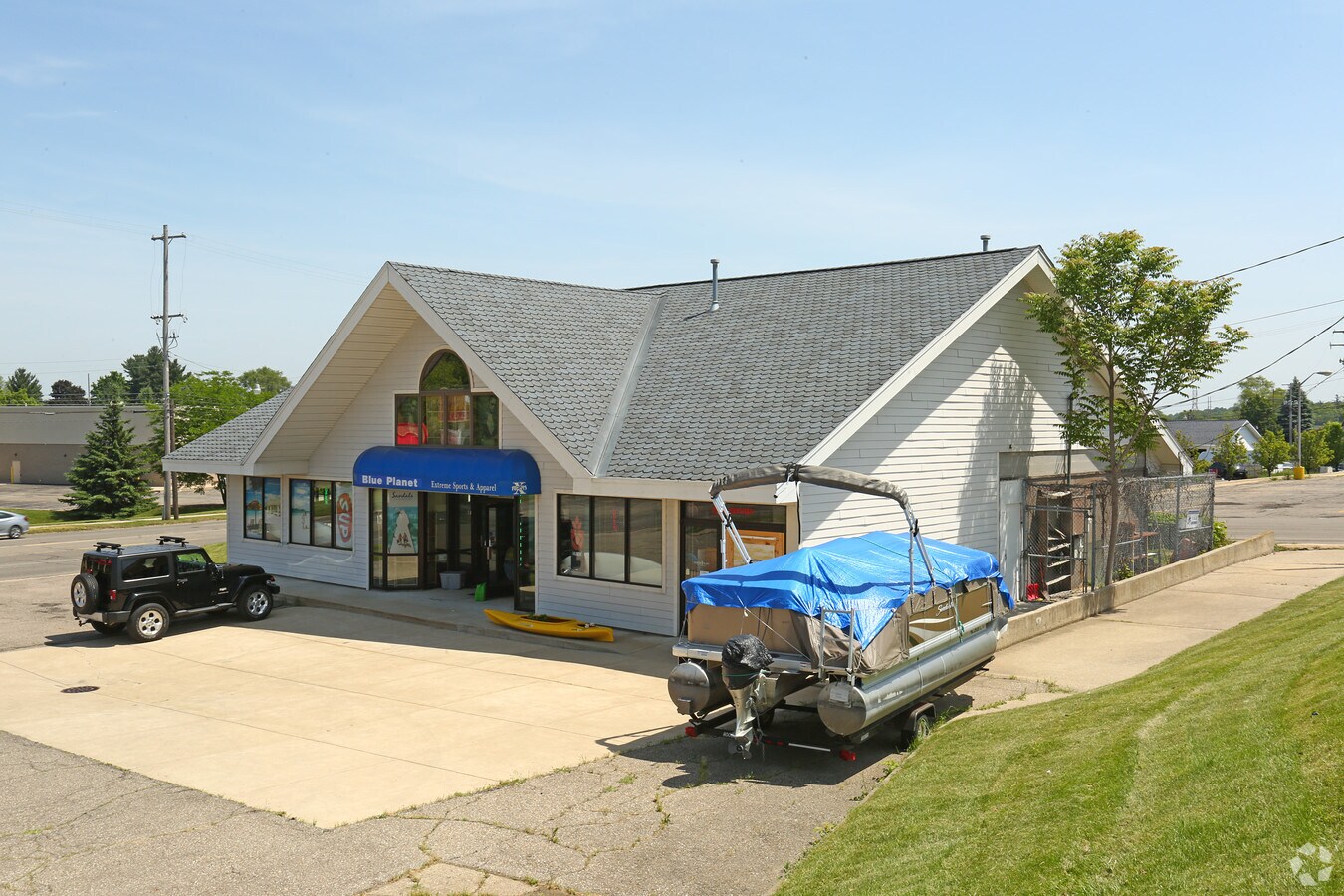 3017 E Michigan Ave, Jackson, MI 49202 - Retail for Sale | LoopNet