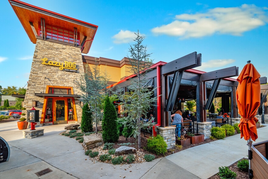 10800 Haynes Bridge Rd, Alpharetta, GA for sale - Building Photo - Image 3 of 5