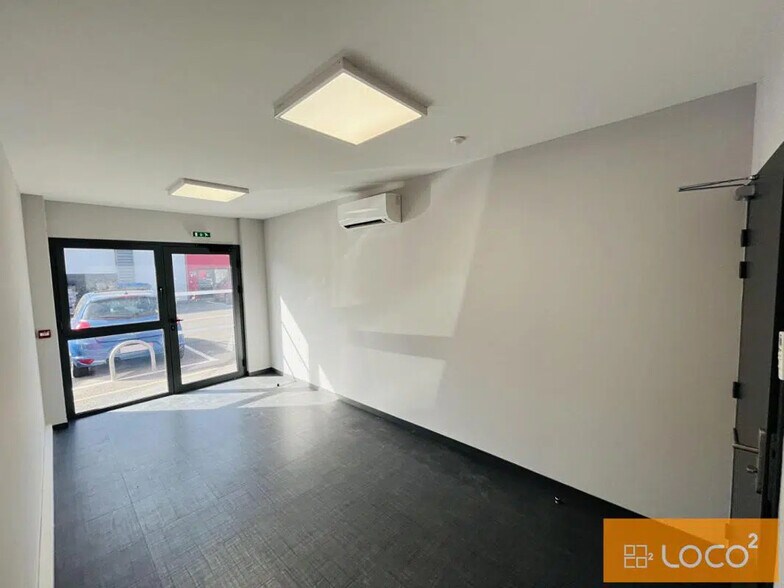 5 Impasse Ada Lovelace, Plaisance-du-Touch for lease - Interior Photo - Image 2 of 5