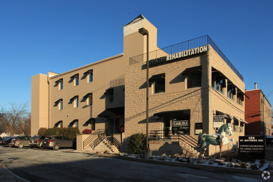 136 St Matthews Ave, Louisville, KY 40207