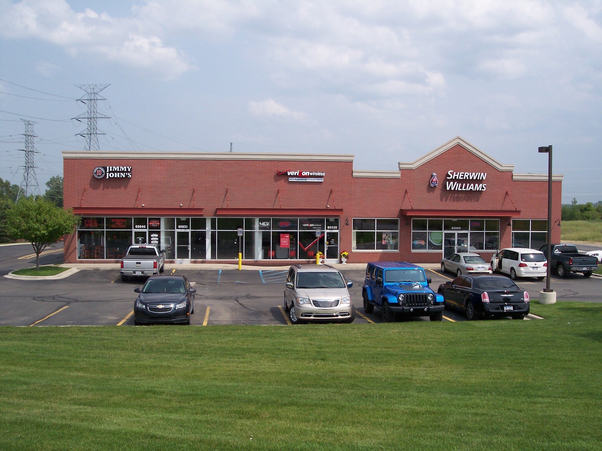 65900-65940 Van Dyke Rd, Washington, MI for sale Primary Photo- Image 1 of 1