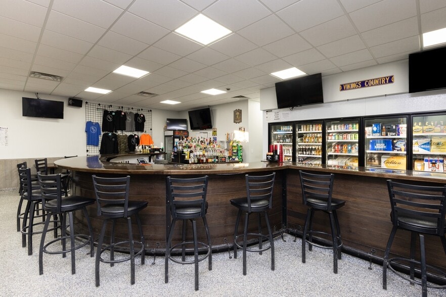 317 Studdart Ave, Graceville, MN for sale - Building Photo - Image 2 of 46