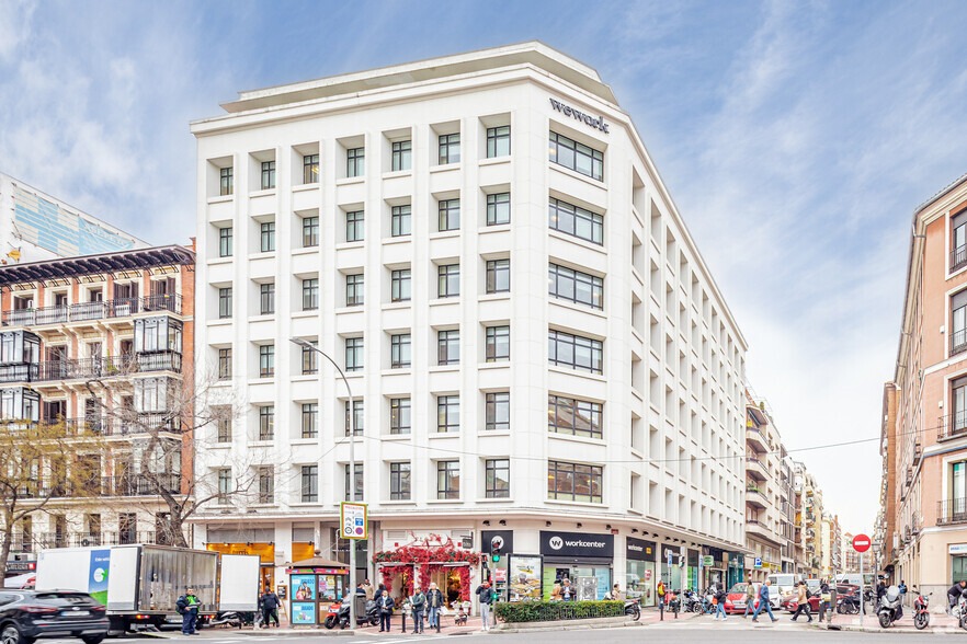 Calle Eloy Gonzalo, 27, Madrid, Madrid for lease - Building Photo - Image 2 of 19