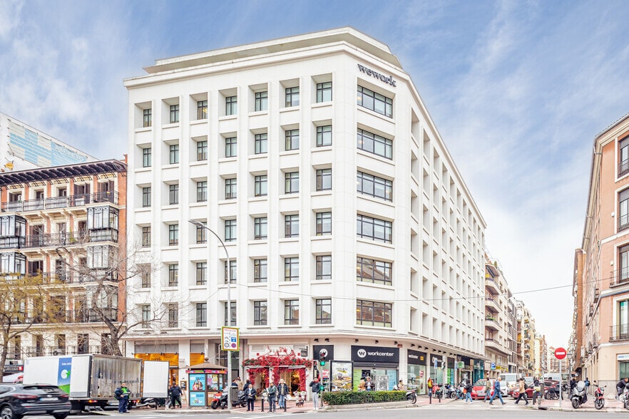Calle Eloy Gonzalo, 27, Madrid, Madrid for lease - Building Photo - Image 3 of 20