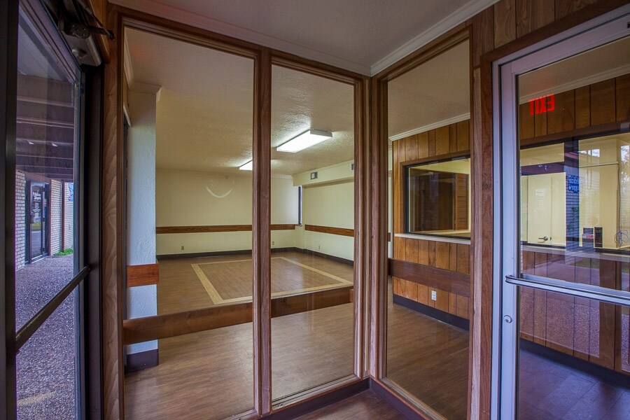 492-494 Spring Hill St, Jasper, TX for sale Primary Photo- Image 1 of 1