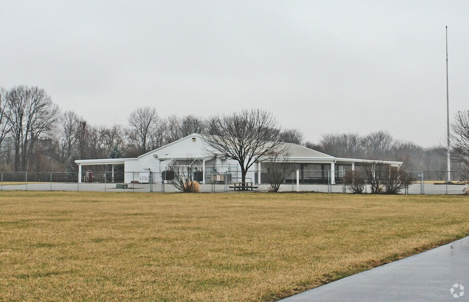 3568 St Paris Pike, Springfield, OH 45504