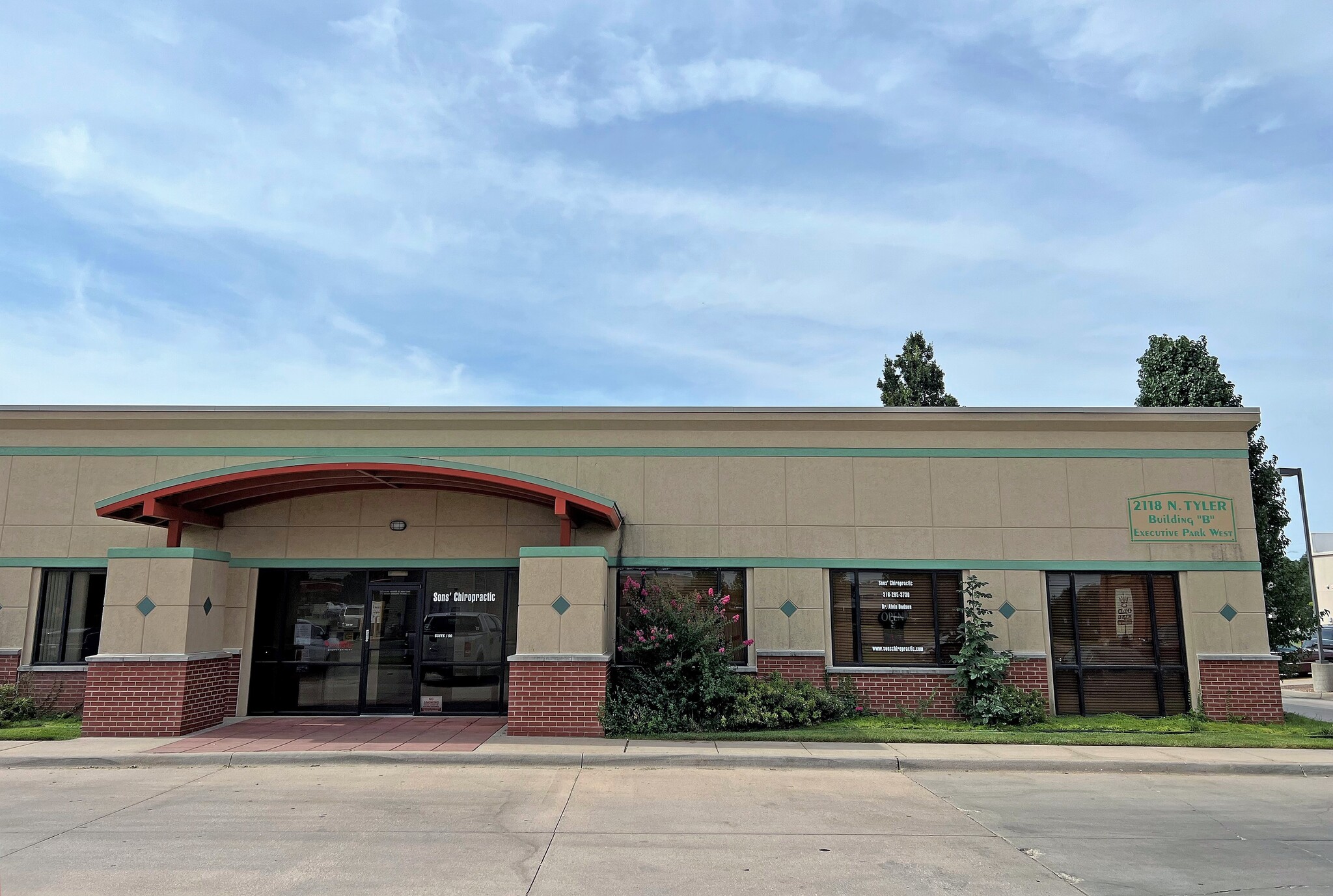 2118 N Tyler Rd, Wichita, KS for lease Building Photo- Image 1 of 4