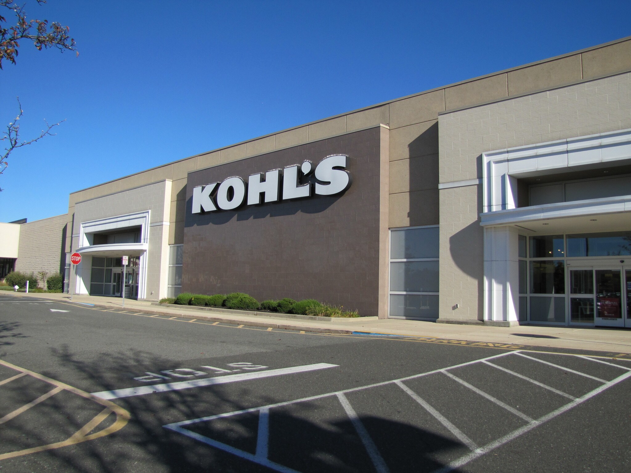 1061-1099 Highway 9, Old Bridge, NJ for lease Building Photo- Image 1 of 9