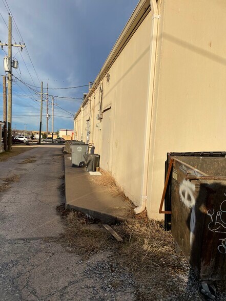 6512-6518 NW Cache Rd, Lawton, OK for sale - Building Photo - Image 3 of 12