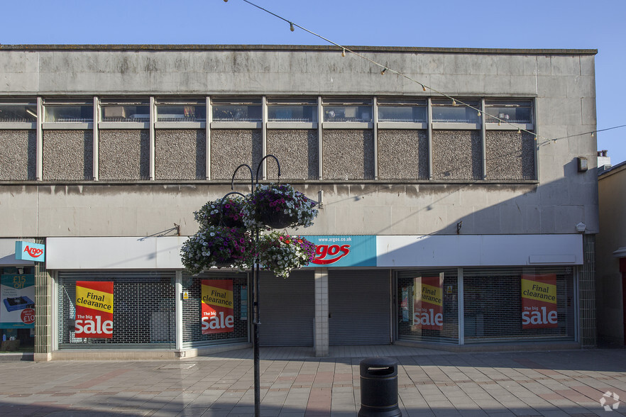 97-99 Montague St, Worthing for lease - Building Photo - Image 2 of 4