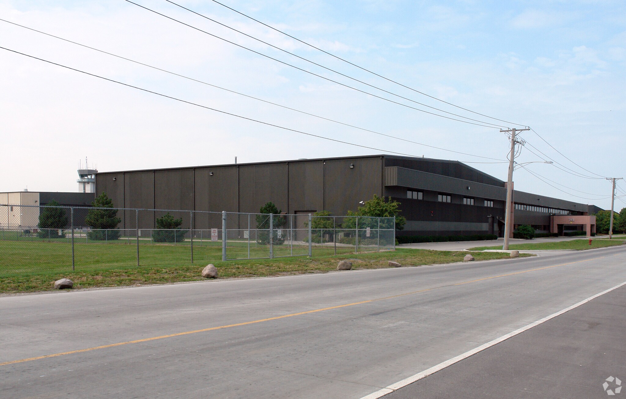 743-755 Sumac Rd, Wheeling, IL for sale Primary Photo- Image 1 of 1