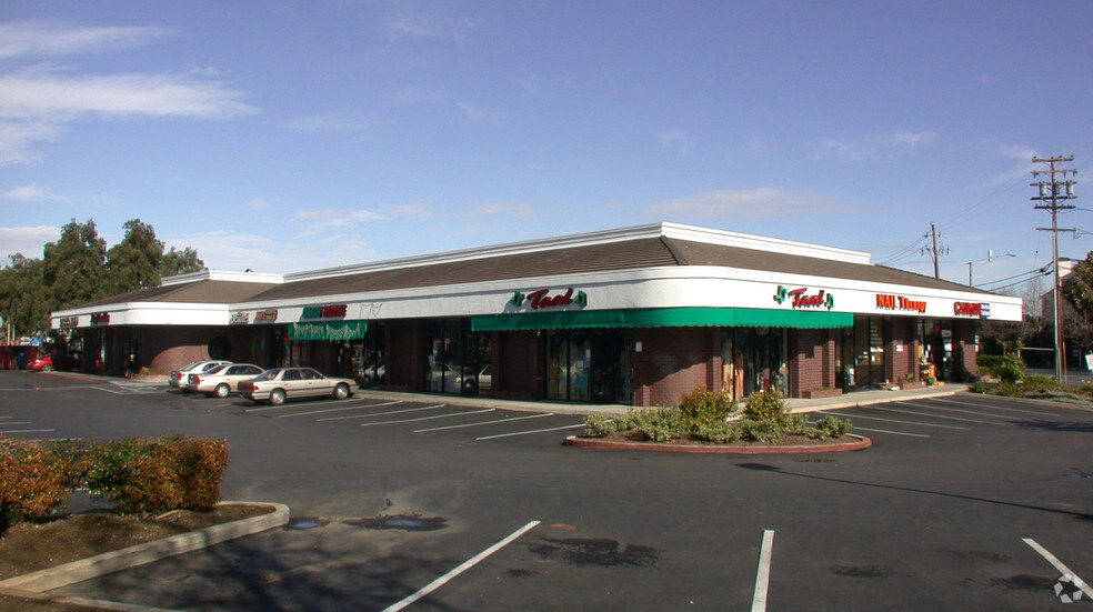 887-899 E El Camino Real, Sunnyvale, CA for lease - Building Photo - Image 3 of 7